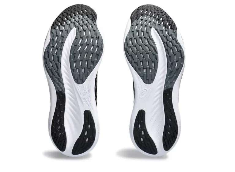 M Asics Gel-Nimbus 26 - Image 5