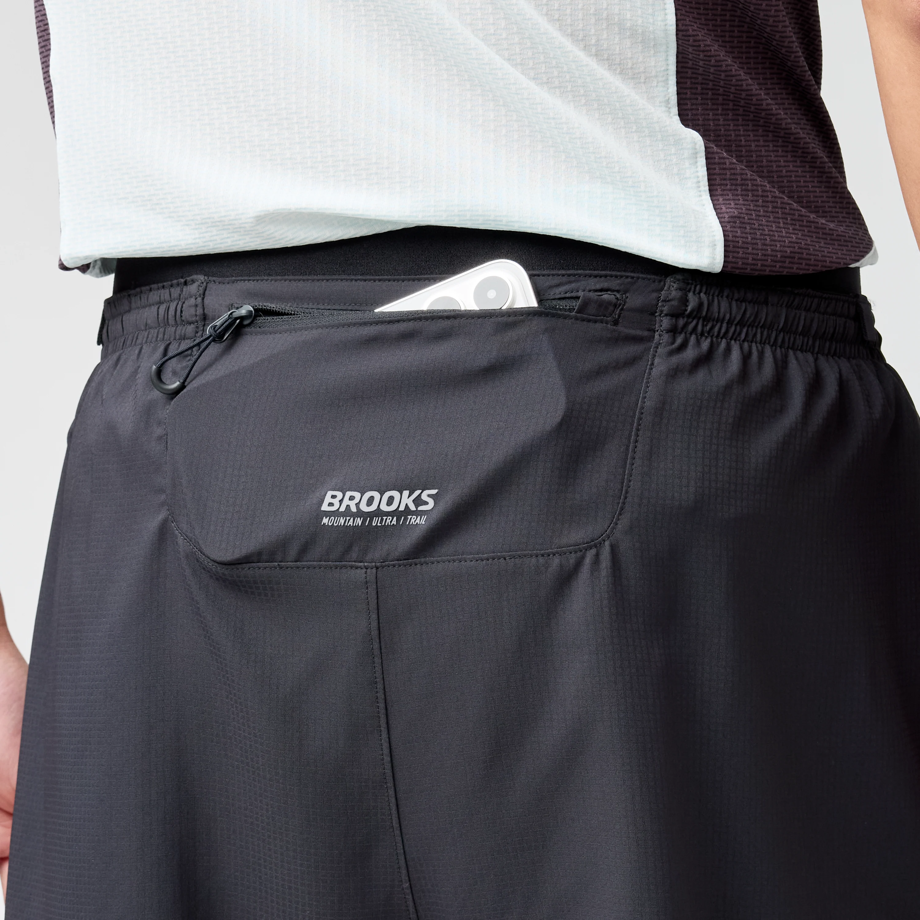 M Brooks Cascadia Short - Image 6