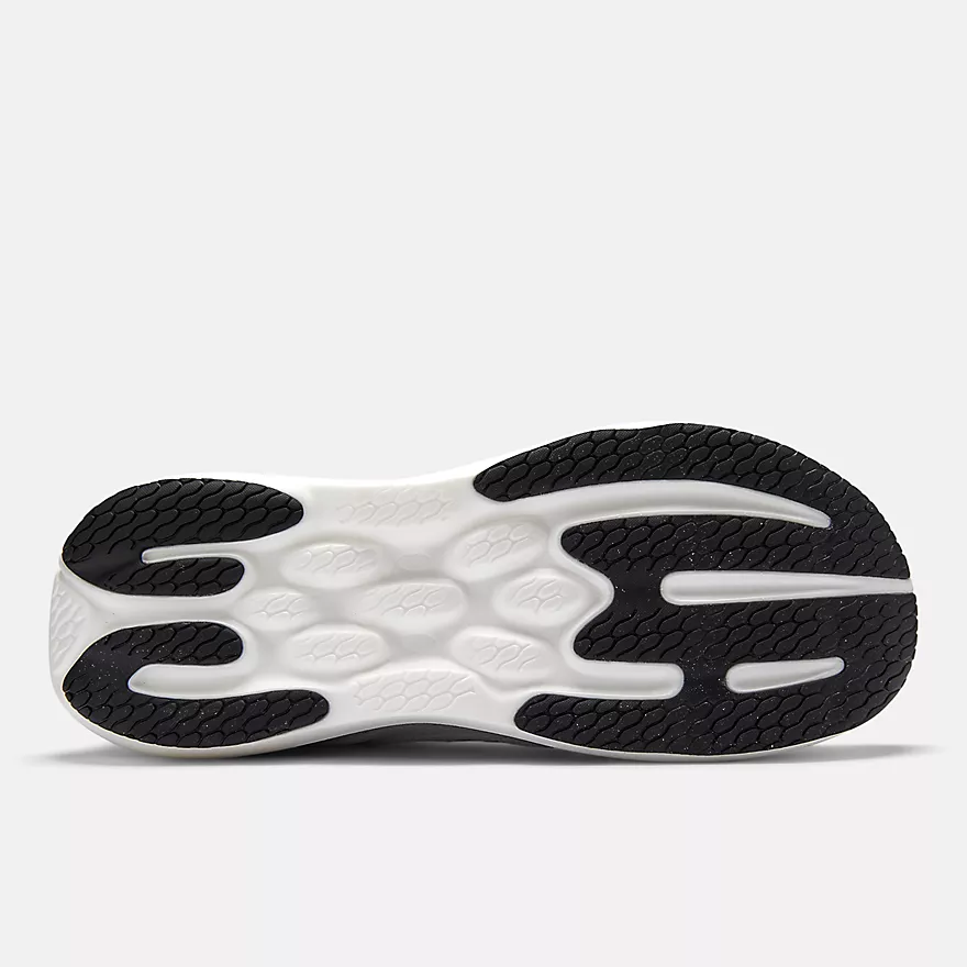 M New Balance 1080v15 - Image 4