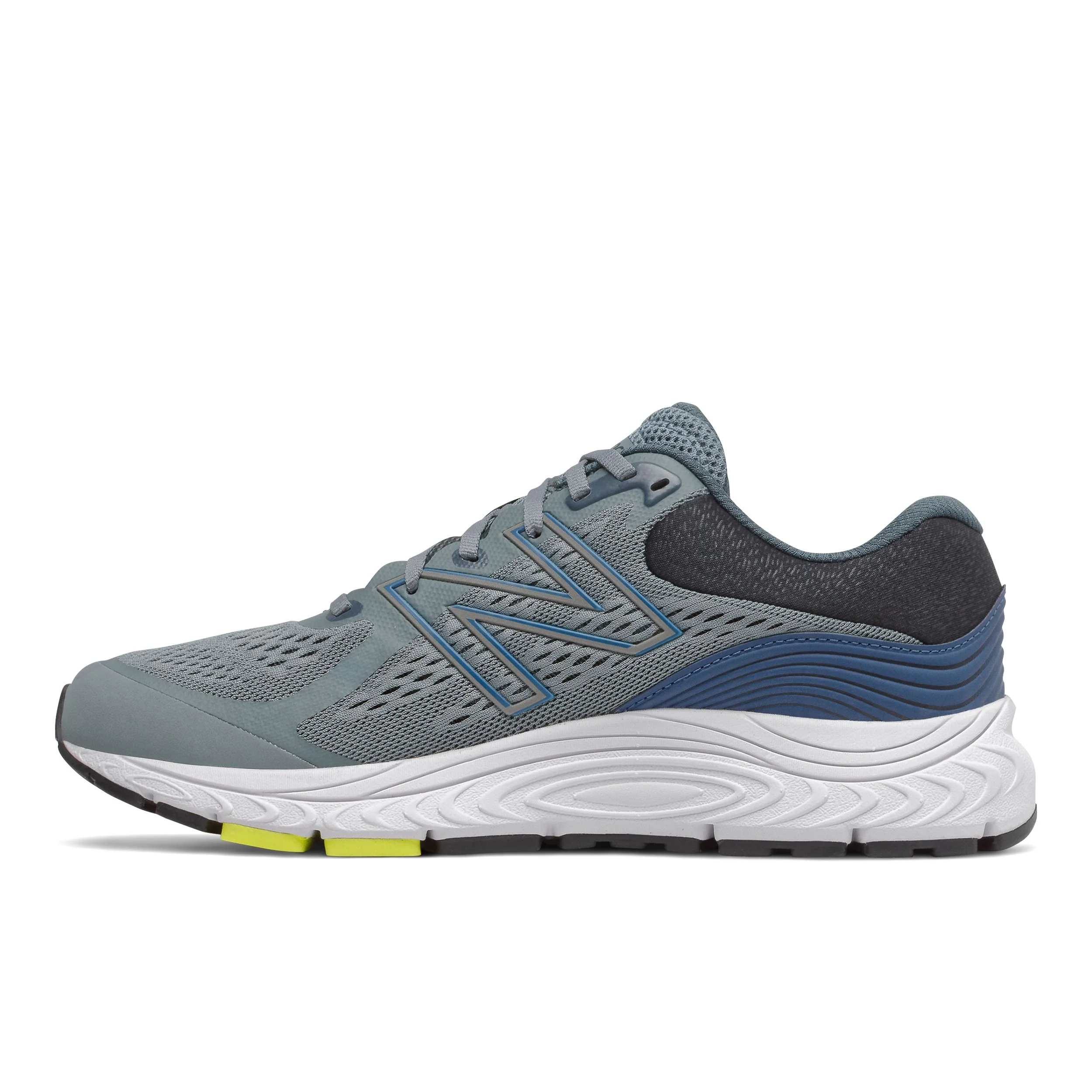 M New Balance M840LB5 - Image 4