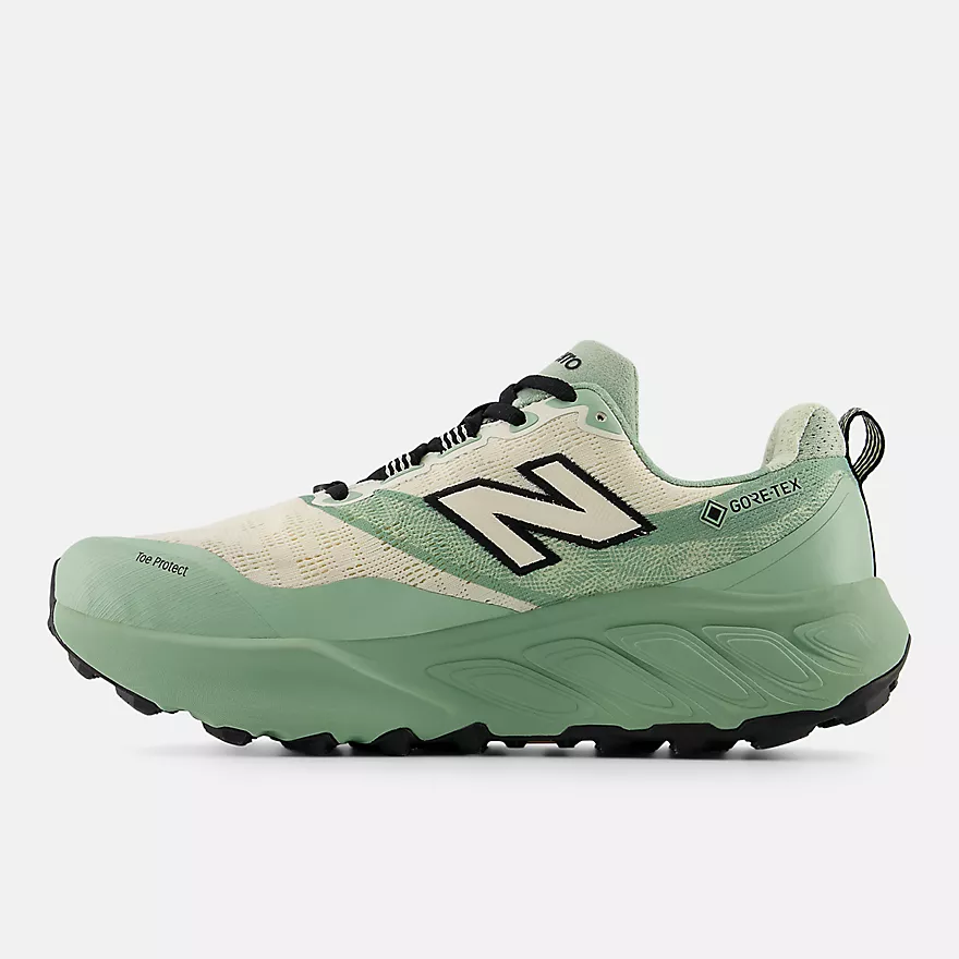 M New Balance Hierro GTX v9 - Image 5