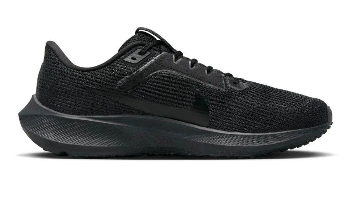 M Nike Air Zoom Pegasus 40 - Image 9