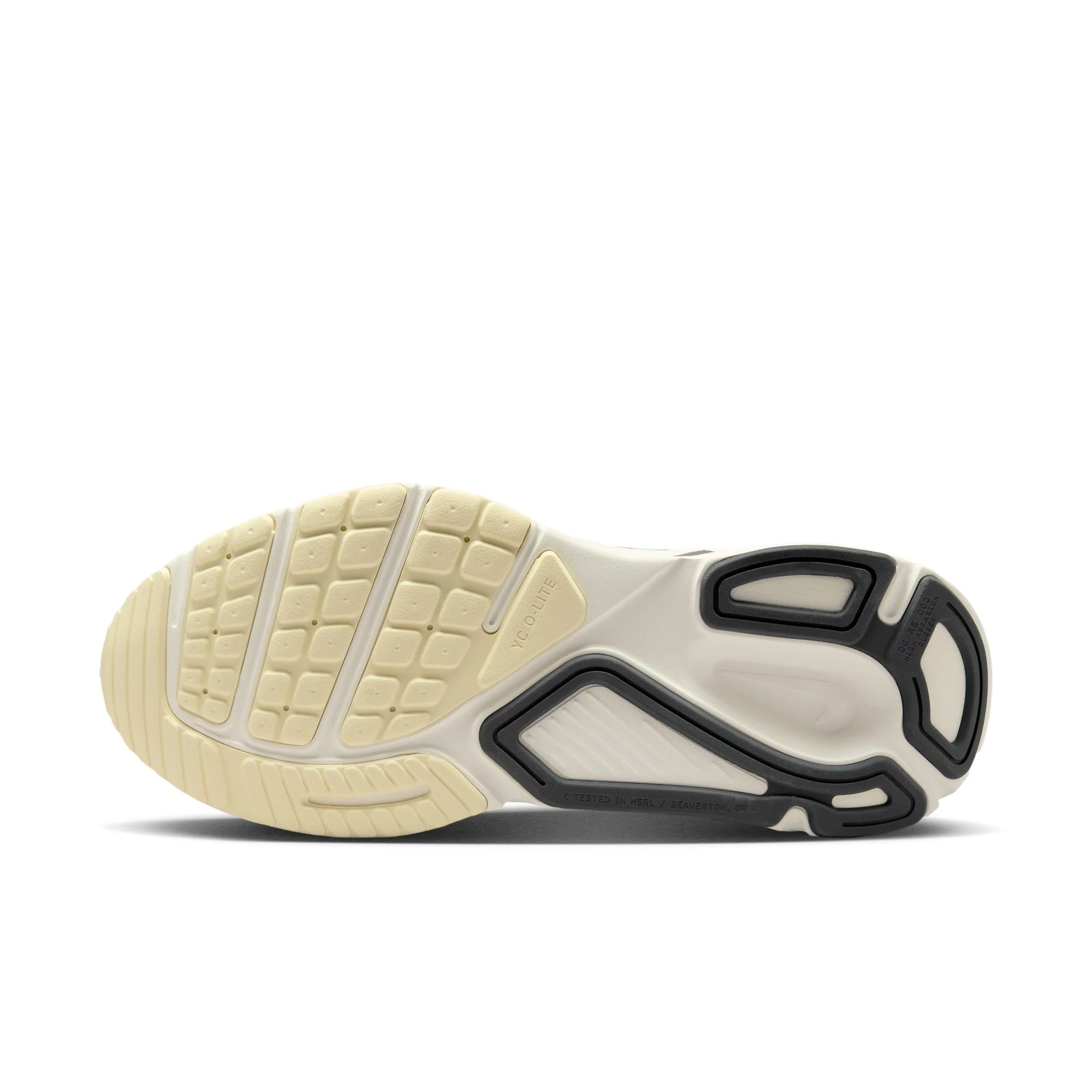 M Nike Structure Plus - Image 4