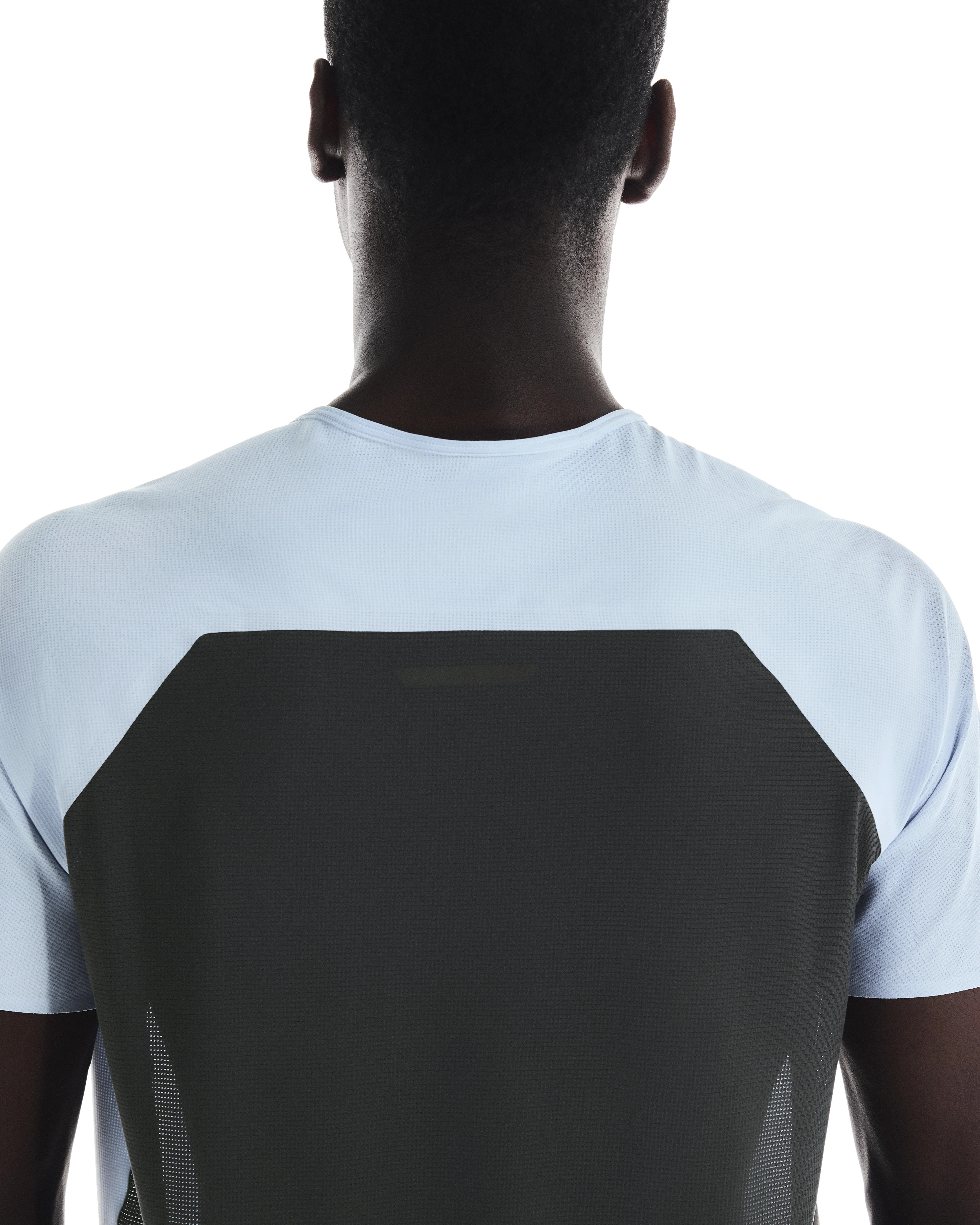 M On Performance T - Image 3