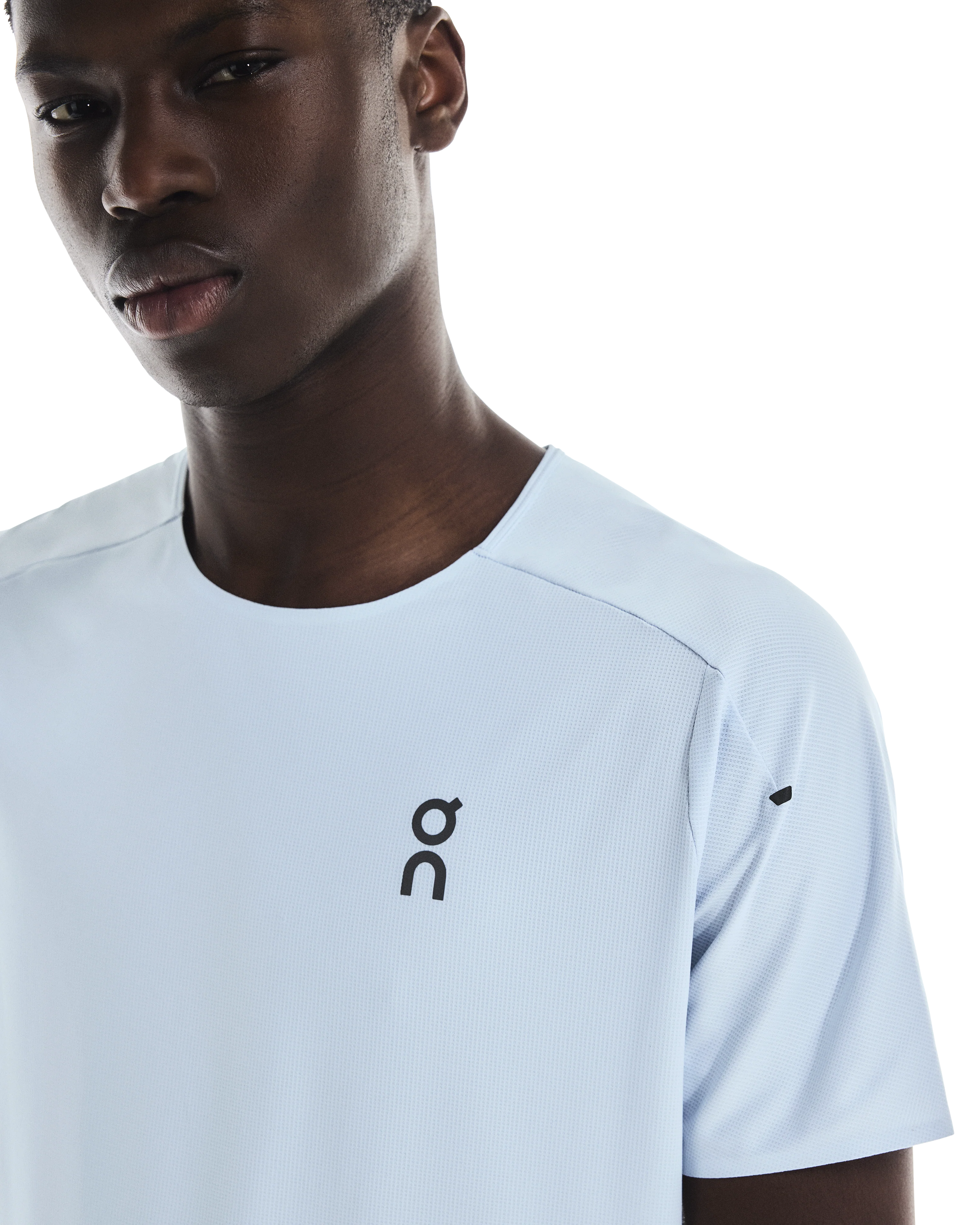 M On Performance T - Image 4