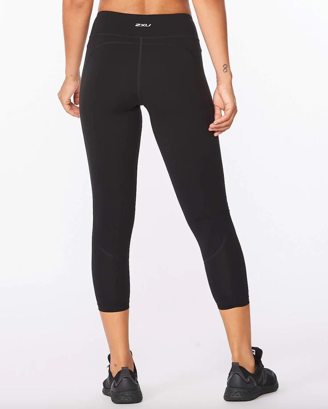 W 2XU Form Mid-Rise Comp 7/8 Tights - Image 2