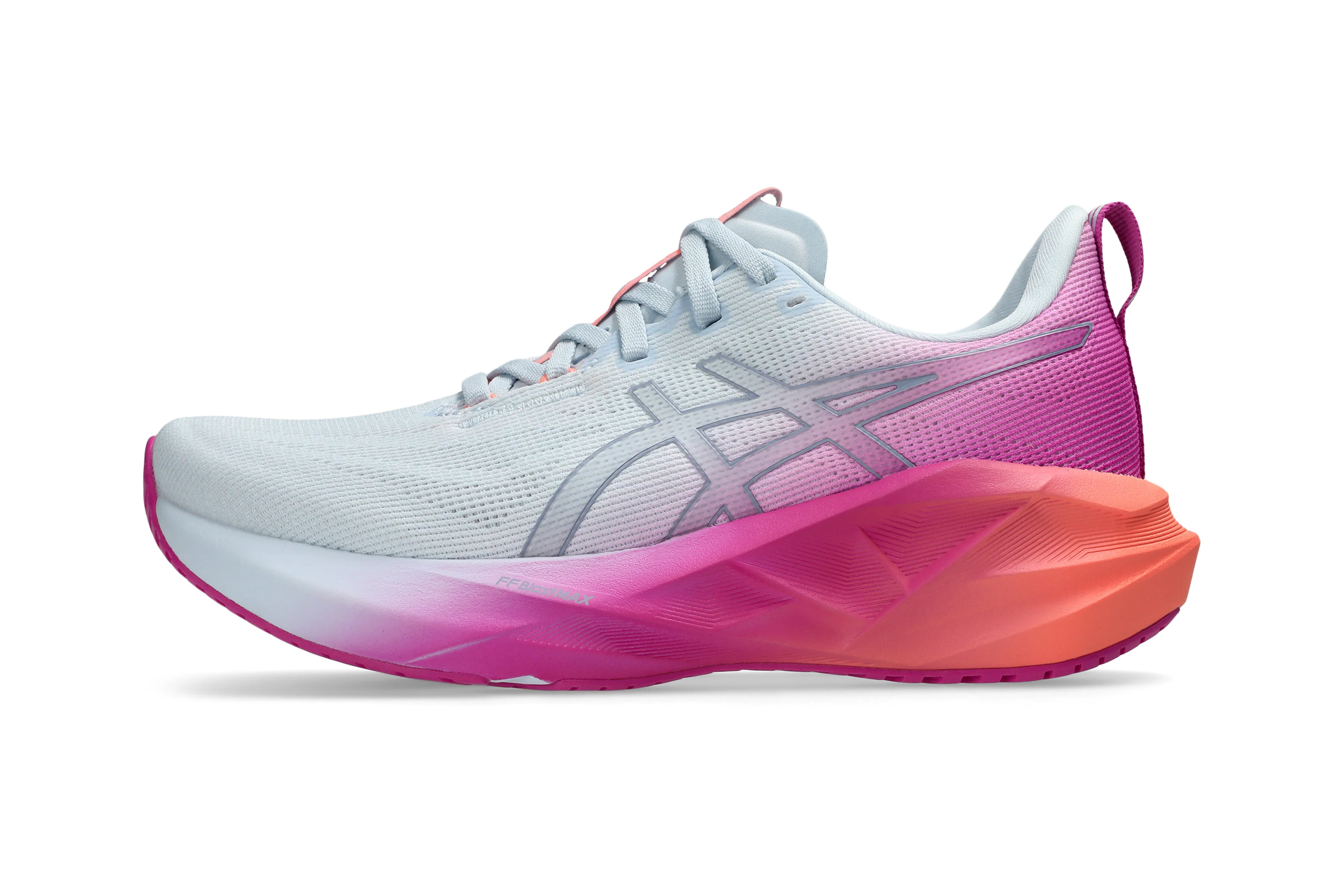 W Asics Novablast 5 - Image 22