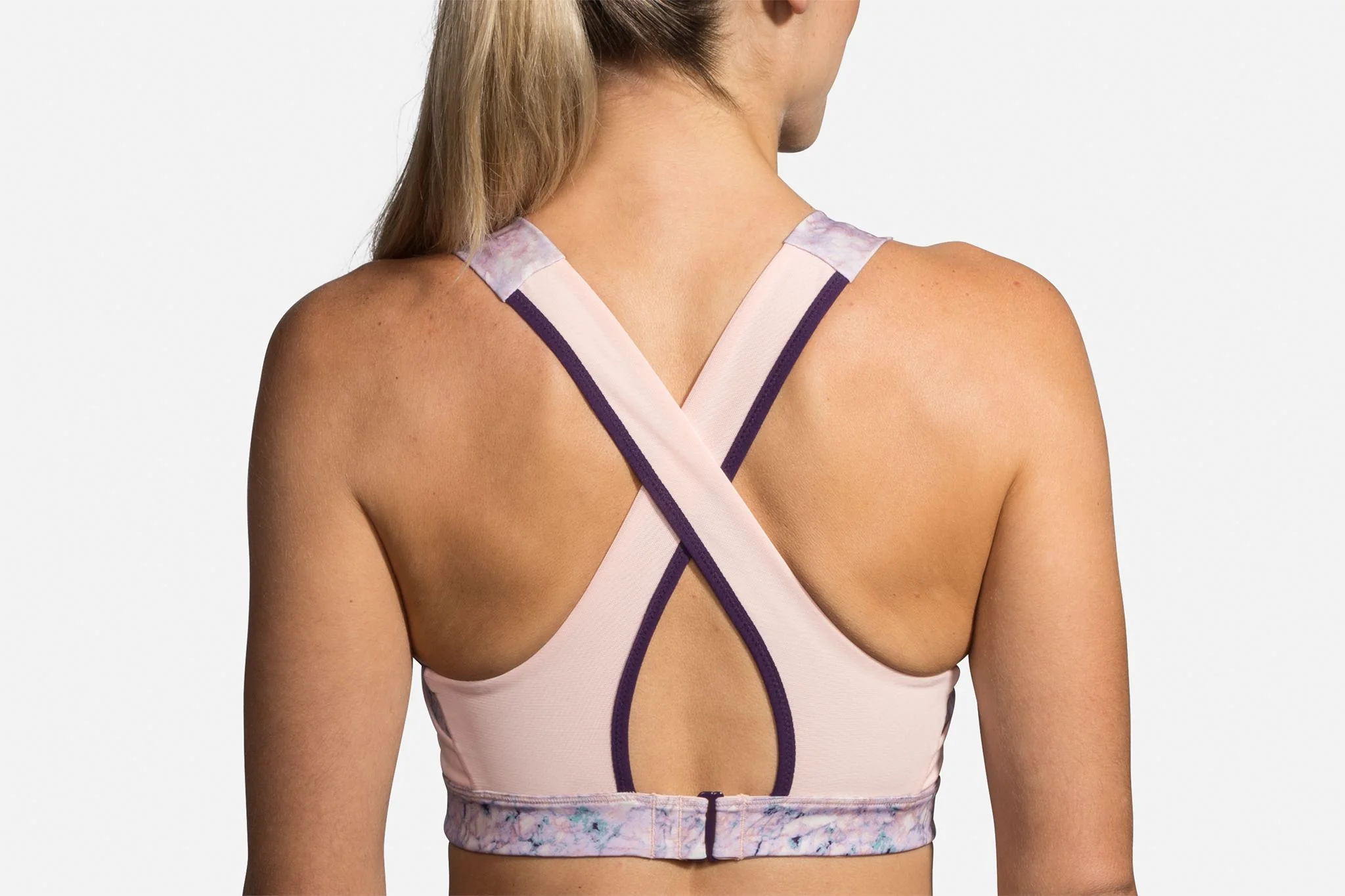 W Brooks Uplift Crossback - Image 4