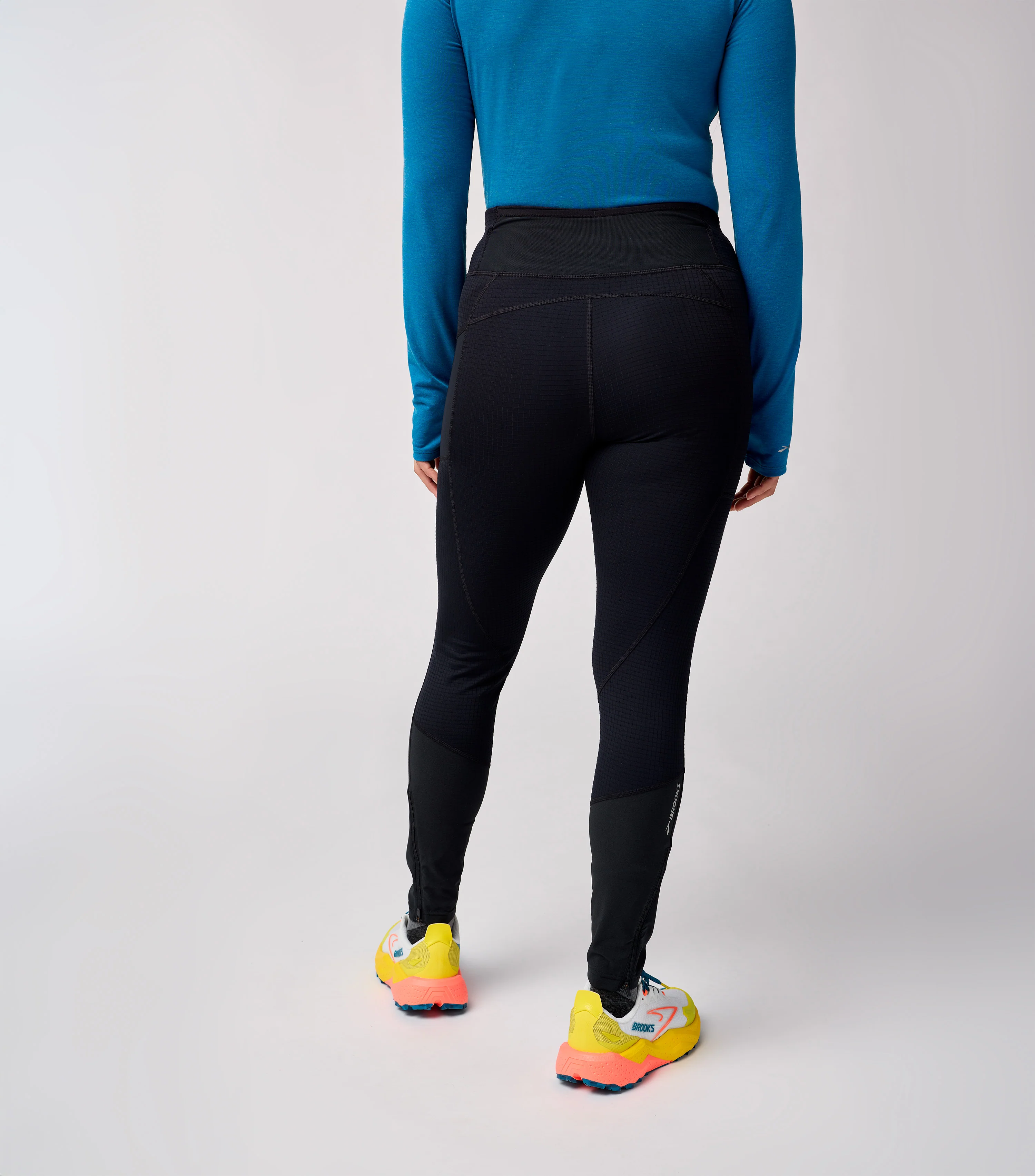 W Brooks High Point Tight - Image 3