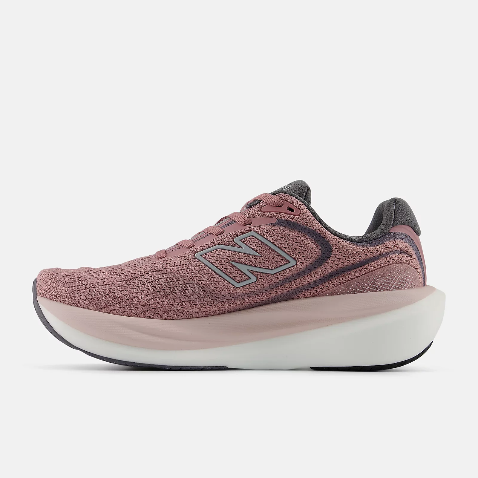 W New Balance 1080v15 - Image 8