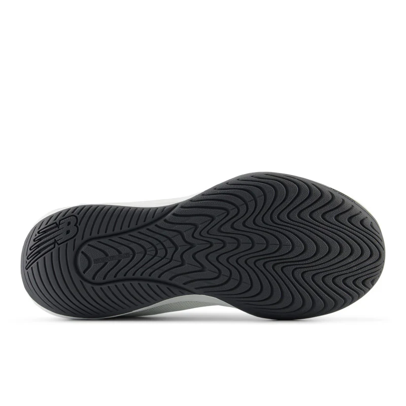 W New Balance 696v6 - Image 4