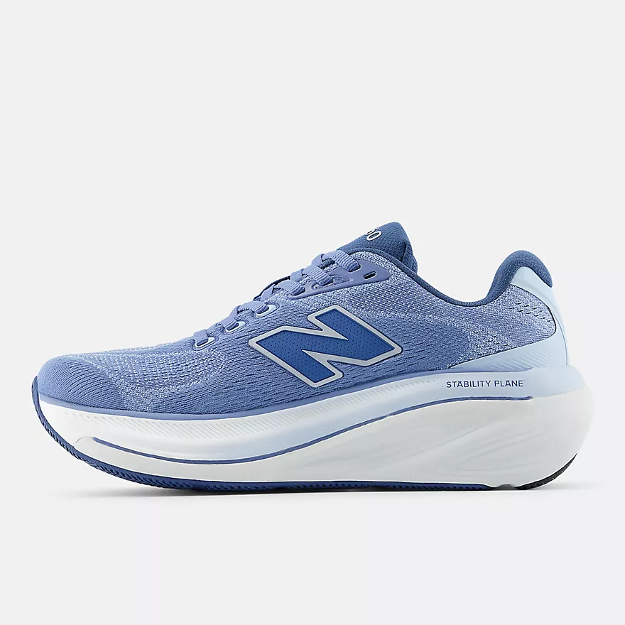 W New Balance 860v15 - Image 2