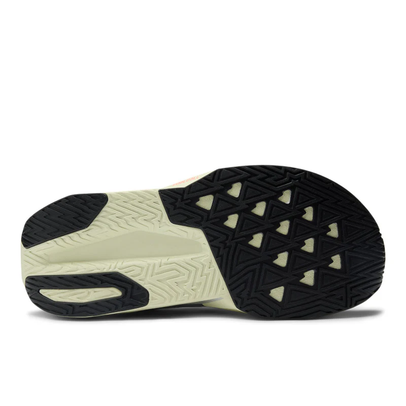 W New Balance Fuelcell Rebel v5 WFCXLD5 - Image 3