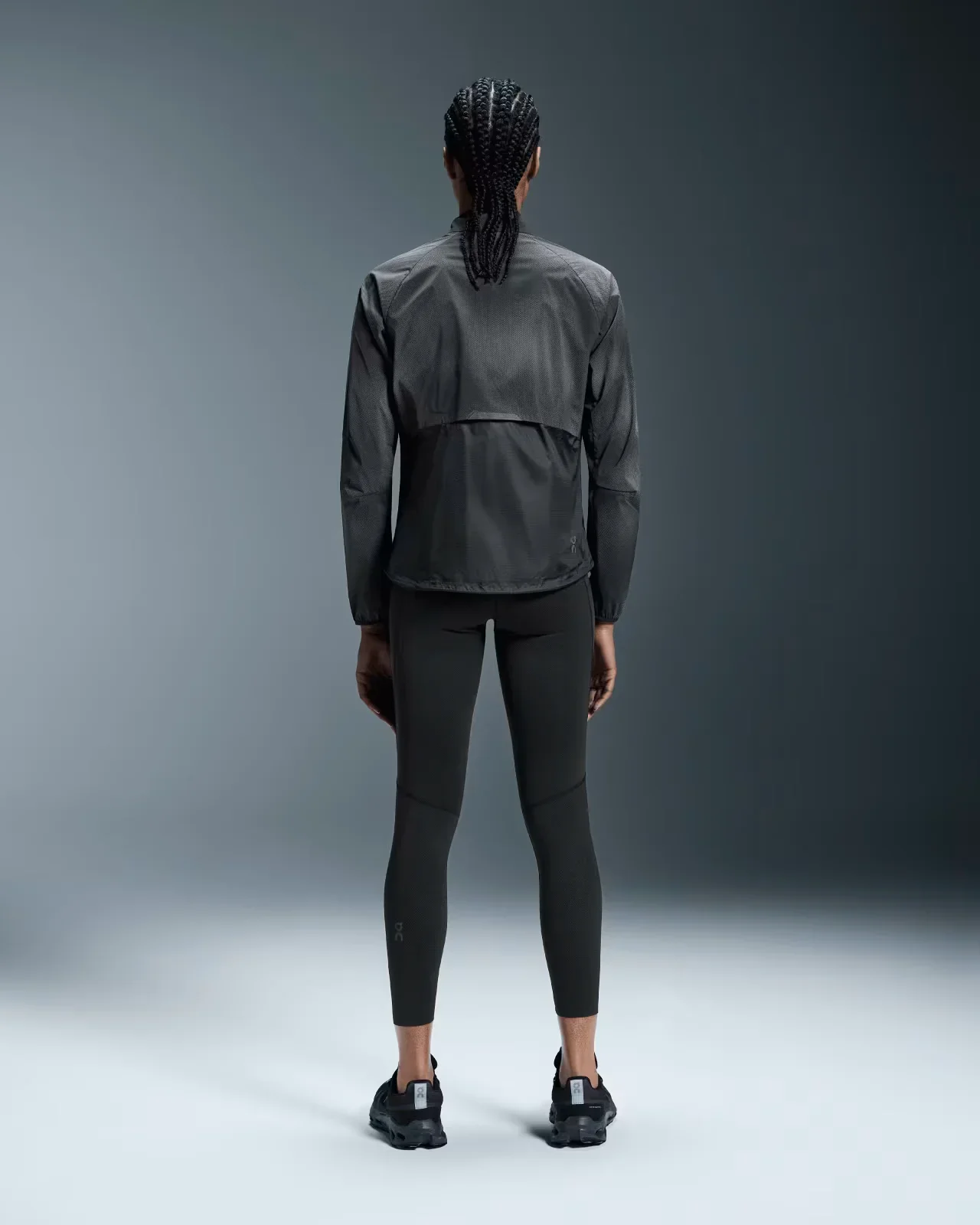 W On Running Weather Jacket - Image 4