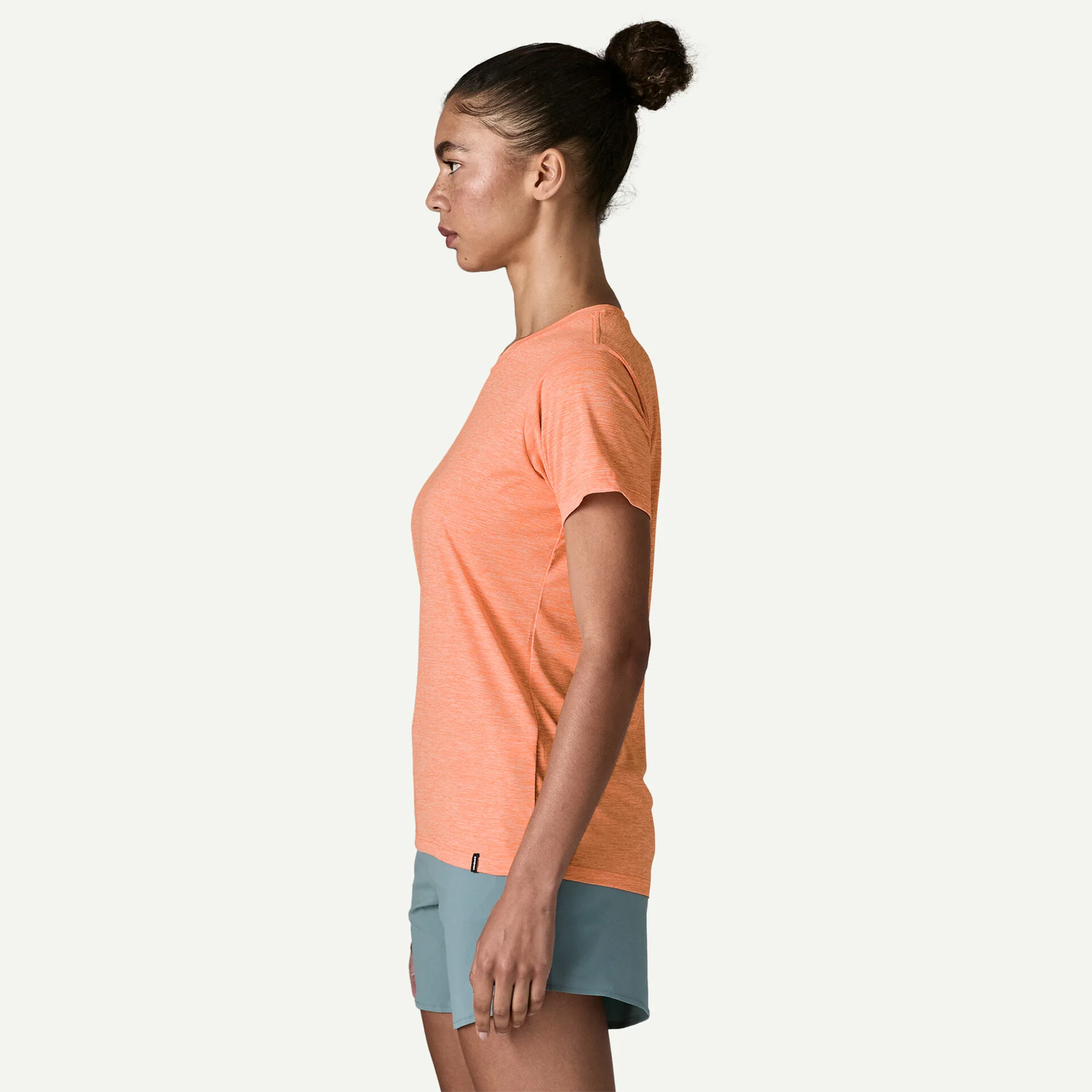 W Patagonia Cap Cool Daily Shirt - Image 4