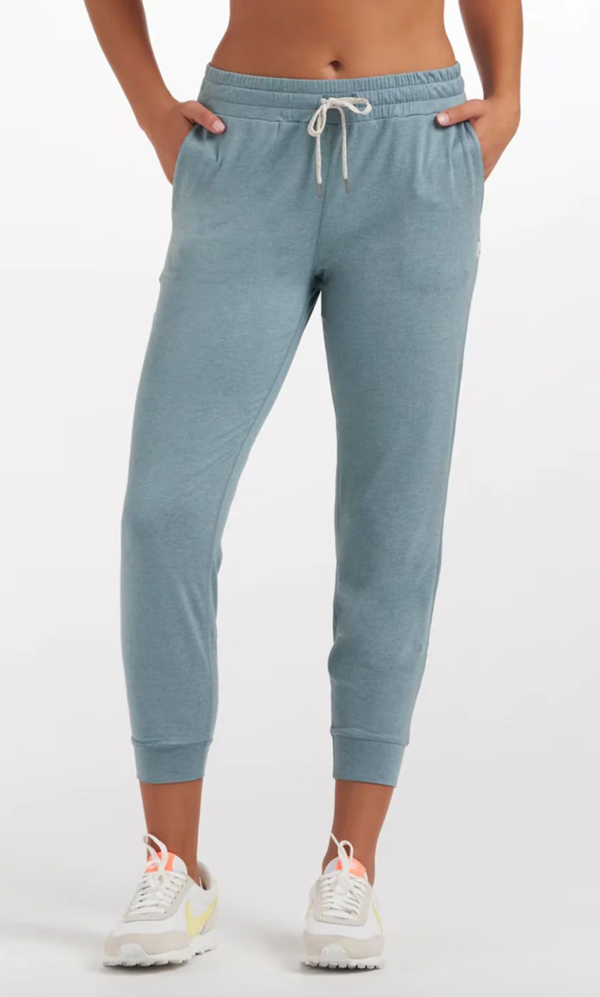W Vuori Performance Jogger - Image 10