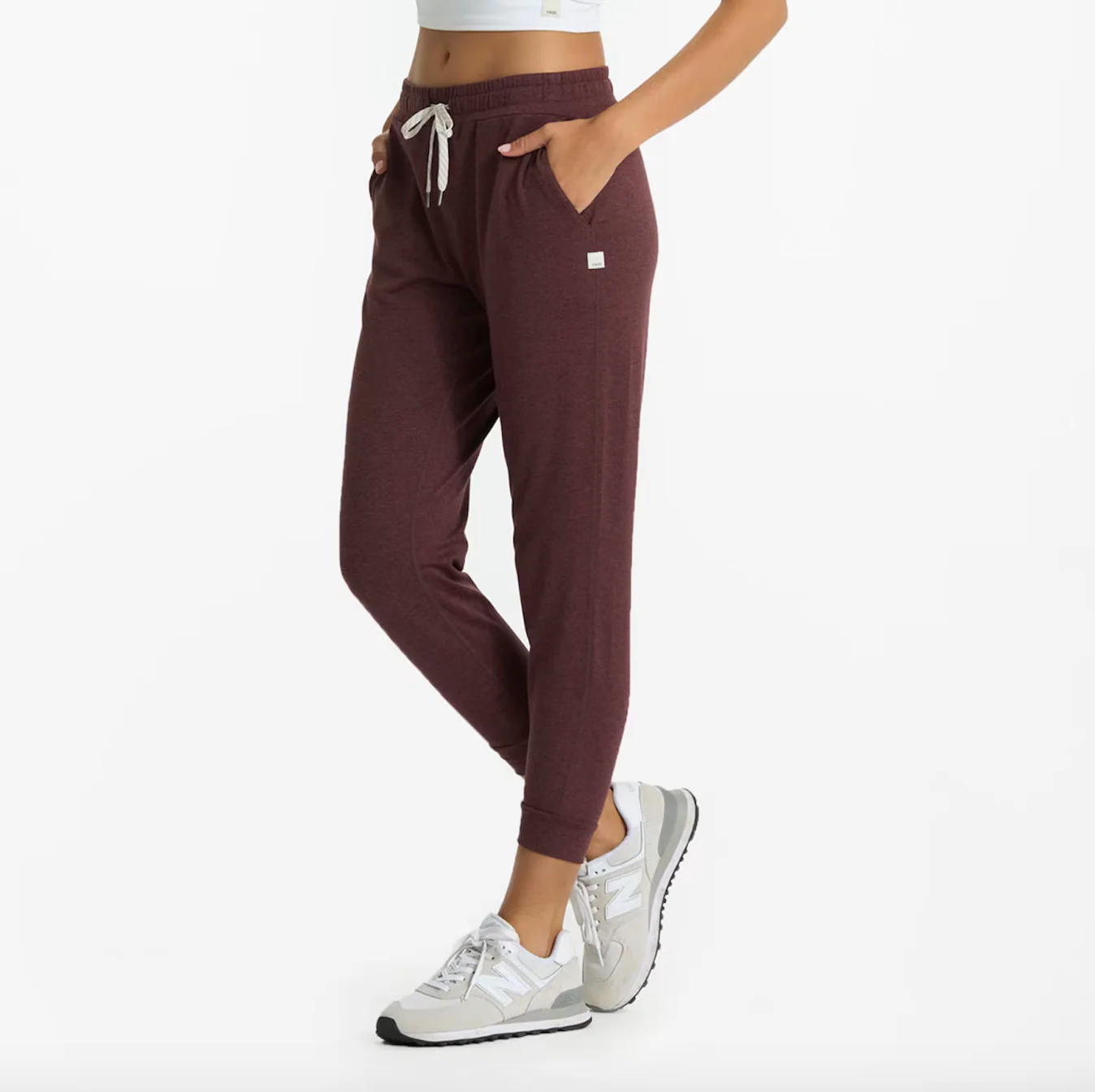 W Vuori Performance Jogger - Image 12