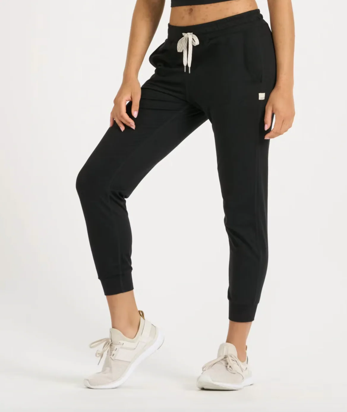 W Vuori Performance Jogger - Image 9
