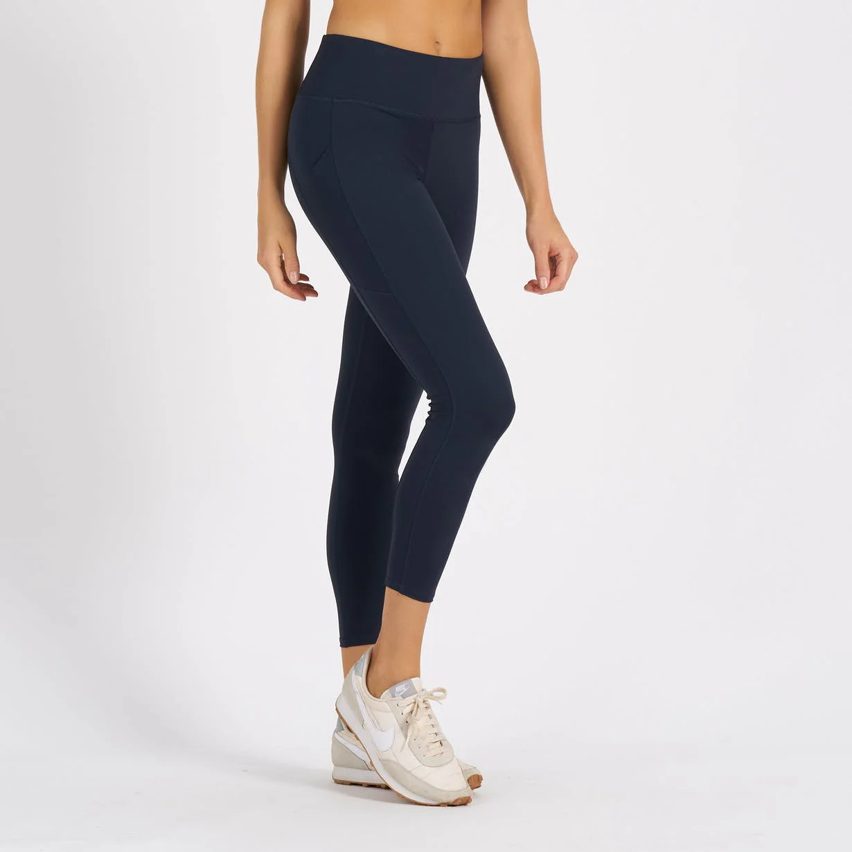 W Vuori Stride Legging - Image 5
