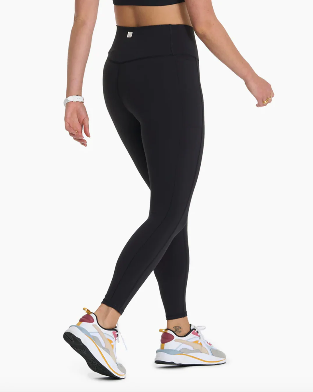 W Vuori Studio Pocket Legging - Image 6